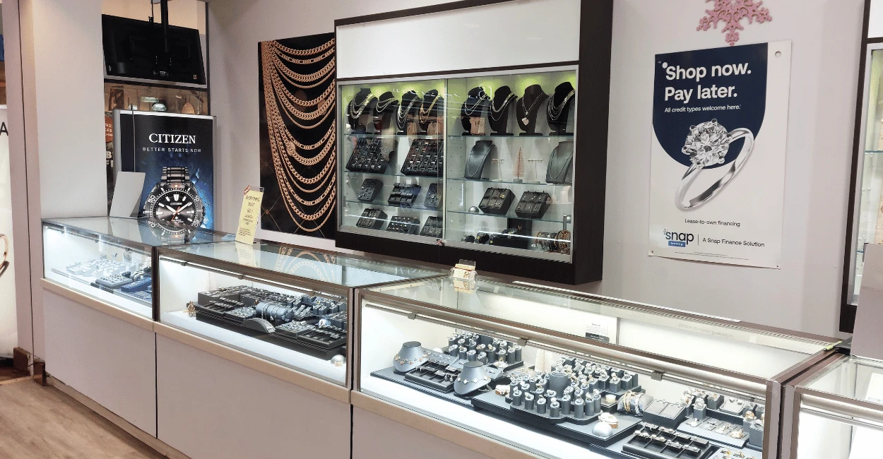 Dior's Collection at Dior's Jewelery in Sugarloaf Mall in Georgia USA